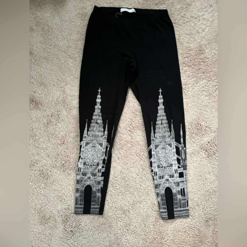 Carousel Ink Cathedral leggings size large